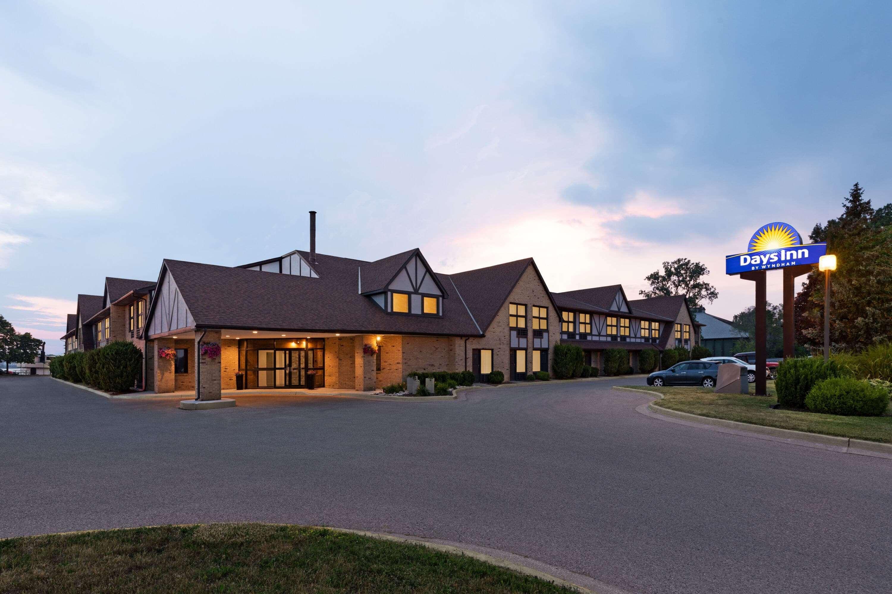 Days Inn By Wyndham Sarnia Harbourfront Exterior foto